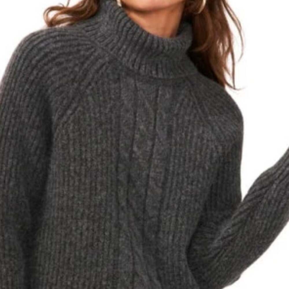 1. State Back Cutout Turtleneck Sweater - Gray Size XS